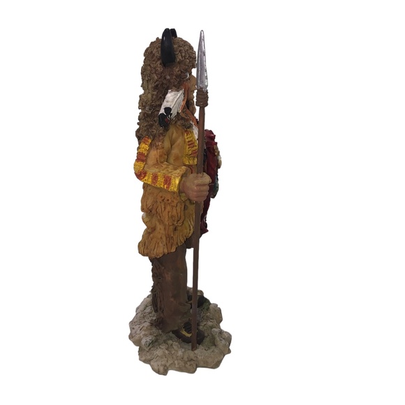 Native American Indian Figurine Sculpture Holding Spear - Picture 10 of 12